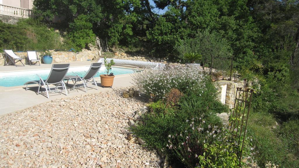 Tourves Les Hauts Des Materonnes מראה חיצוני תמונה